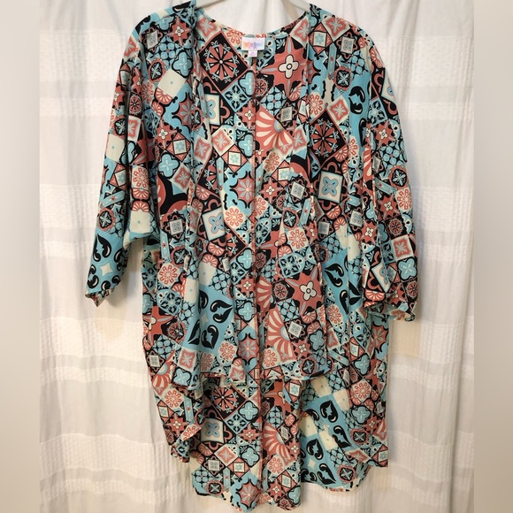 LuLaRoe Tops - LuLaRoe Lindsey Pastel Multi Pattern Kimono Silky Light | women's size medium
